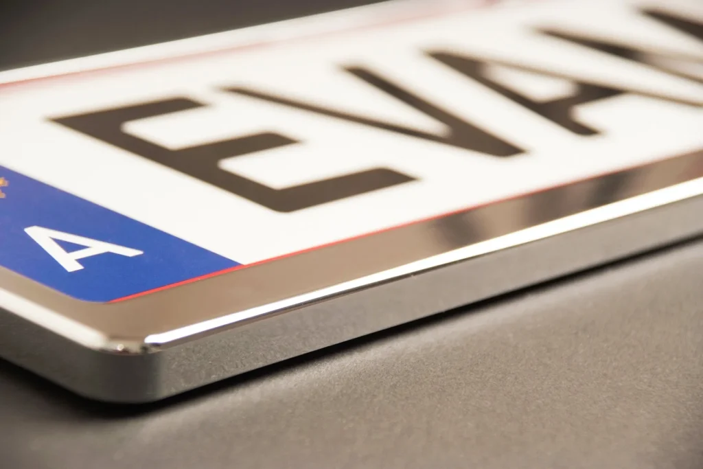 Number plate holder 525CSBO 06 1920w